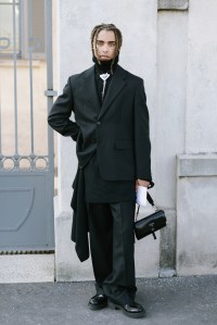 Street style at Milan Men's Fashion Week Fall 2022