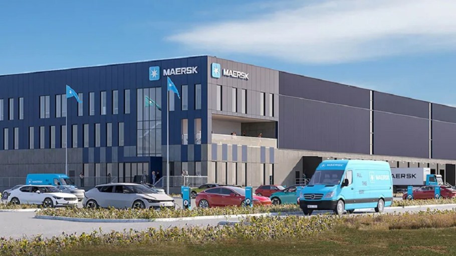Maersk announced construction of the company’s first low greenhouse has (GHG) emissions contract logistics warehouse in Denmark, realized in partnership with Taulov Dry Port.