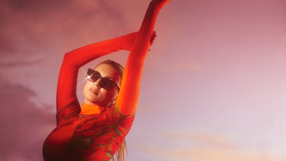 Tori Kelly Teams With Diff Charitable Eyewear on Sunglasses Collection