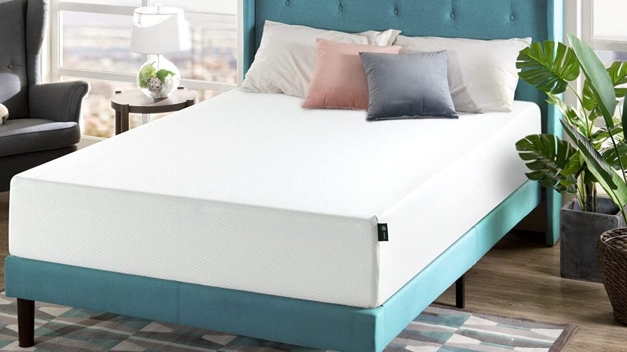 Lawsuits allege Zinus mattresses made with fiberglass have harmed consumers.
