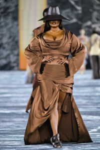 Balmain RTW Spring 2023