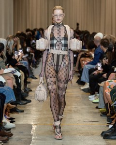 Burberry RTW Spring 2023