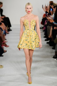 Carolina Herrera RTW Spring 2023