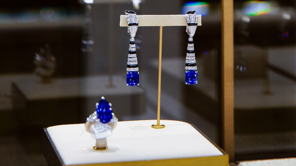 Inside the Renovated Cartier 5th Avenue Mansion