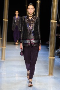 Giorgio Armani RTW Spring 2023
