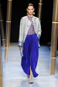 Giorgio Armani RTW Spring 2023