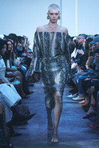 Khaite RTW Spring 2023