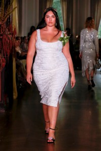 Markarian RTW Spring 2023
