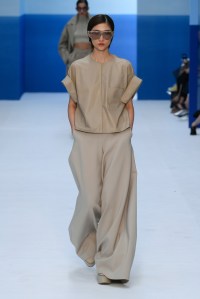 Max Mara RTW Spring 2023