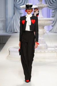 Moschino RTW Spring 2023
