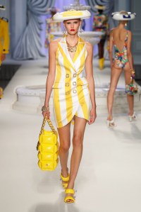 Moschino RTW Spring 2023