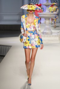 Moschino RTW Spring 2023