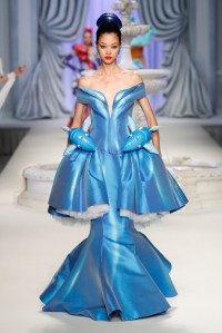 Moschino RTW Spring 2023