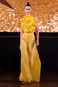 Naeem Khan RTW Spring 2023
