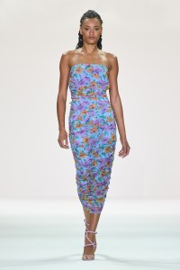 Veronica Beard RTW Spring 2023