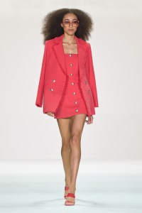 Veronica Beard RTW Spring 2023