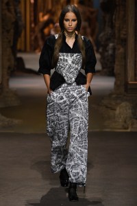 Christian Dior RTW Spring 2023