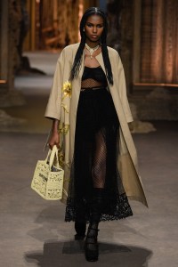 Christian Dior RTW Spring 2023