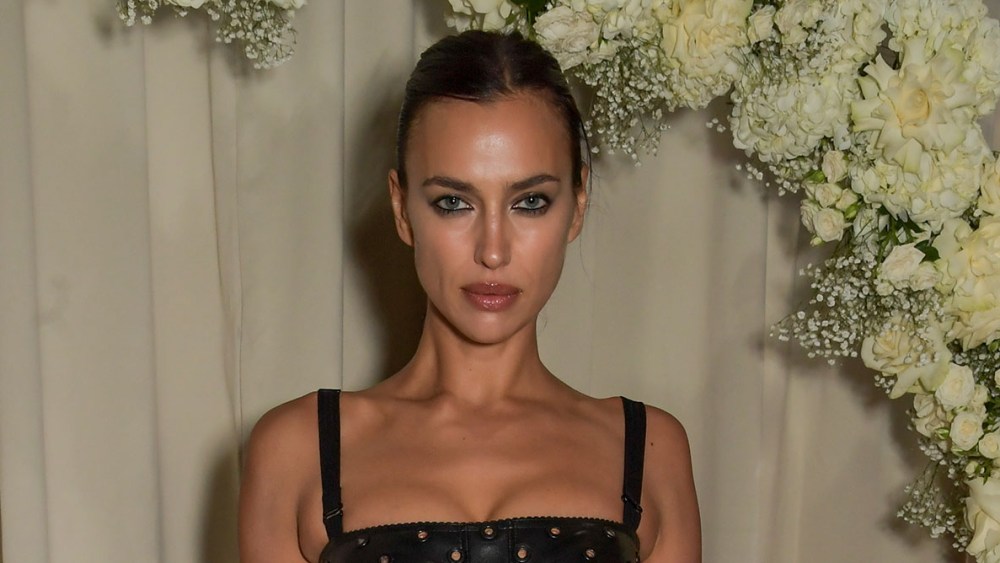 LONDON, ENGLAND - SEPTEMBER 26: Irina Shayk attends the Burberry Spring/Summer 2022 after show party at The Twenty Two on September 26, 2022 in London, England. (Photo by David M. Benett/Dave Benett/Getty Images for Burberry)
