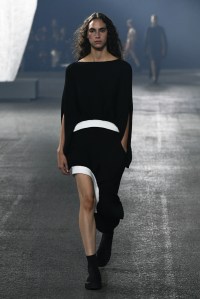 Issey Miyake RTW Spring 2023