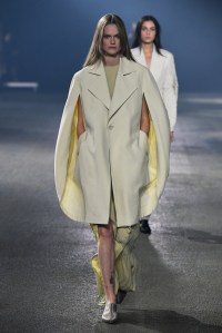 Issey Miyake RTW Spring 2023
