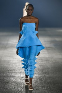 Issey Miyake RTW Spring 2023