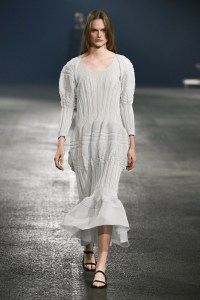 Issey Miyake RTW Spring 2023