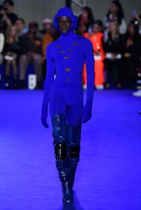 Off-White RTW Spring 2023