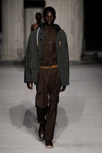 Tod's RTW Spring 2023