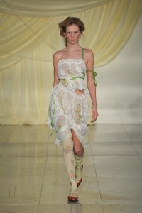 Runway at Yuhan Wang RTW Spring 2023 on September 18, 2022 in London