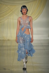 Runway at Yuhan Wang RTW Spring 2023 on September 18, 2022 in London