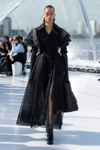 Alexander McQueen RTW Spring 2023