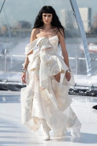Alexander McQueen RTW Spring 2023