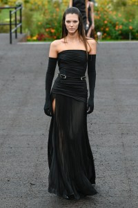 Givenchy RTW Spring 2023