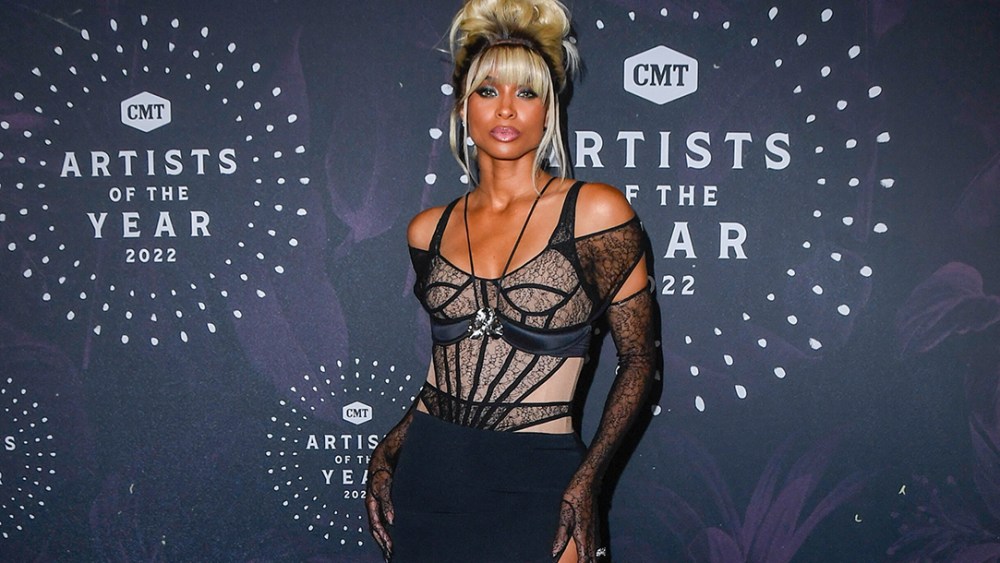2022 CMT "Artists of the Year" at Schermerhorn Symphony Center. 12 Oct 2022 Pictured: Ciara. Photo credit: MBS/MEGA TheMegaAgency.com +1 888 505 6342 (Mega Agency TagID: MEGA907066_004.jpg) [Photo via Mega Agency]