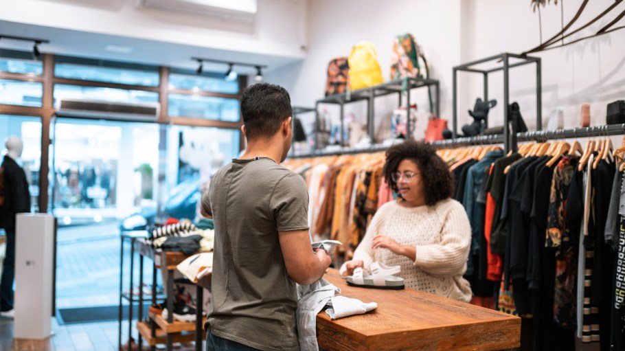  New Consumerism: Who Today’s Shoppers Are & Where They Spend Money