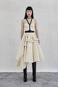 Alexander McQueen Pre-Spring 2023