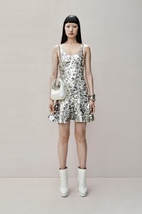 Alexander McQueen Pre-Spring 2023