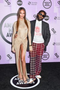 Joan Smalls and Brent Faiyaz at the 2022 American Music Awards held at the Microsoft Theater at L.A. Live on November 20, 2022 in Los Angeles, California.