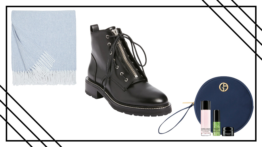 a blanket, boot and beauty gift set from Nordstrom's Black Friday sale