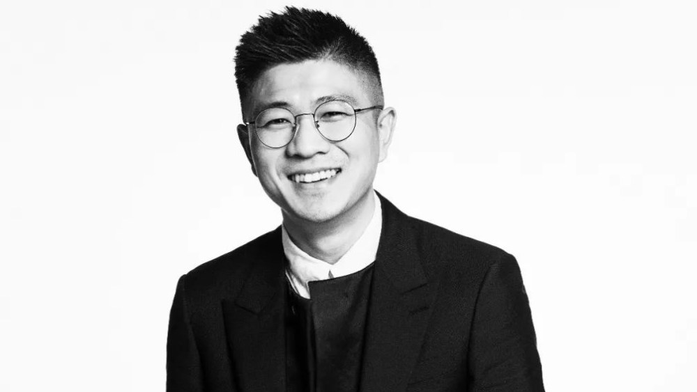 Jingcai Zhou