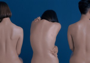 Rala Choi’s 2017 “Sitting Women Turned Back.”