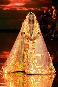 Stéphane Rolland Couture Spring 2023