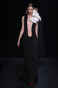 Valentino Couture Spring 2023
