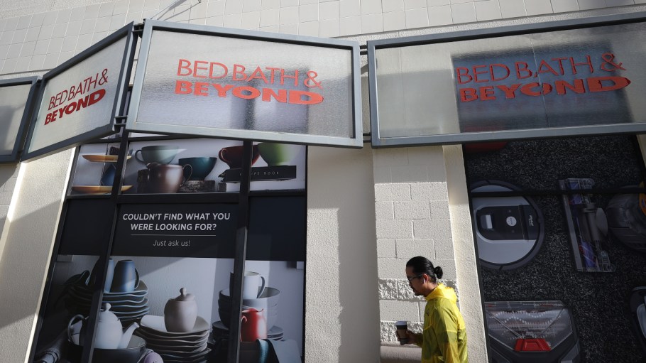 Bed Bath & Beyond not ready to throw in the towel even after dismal quarter