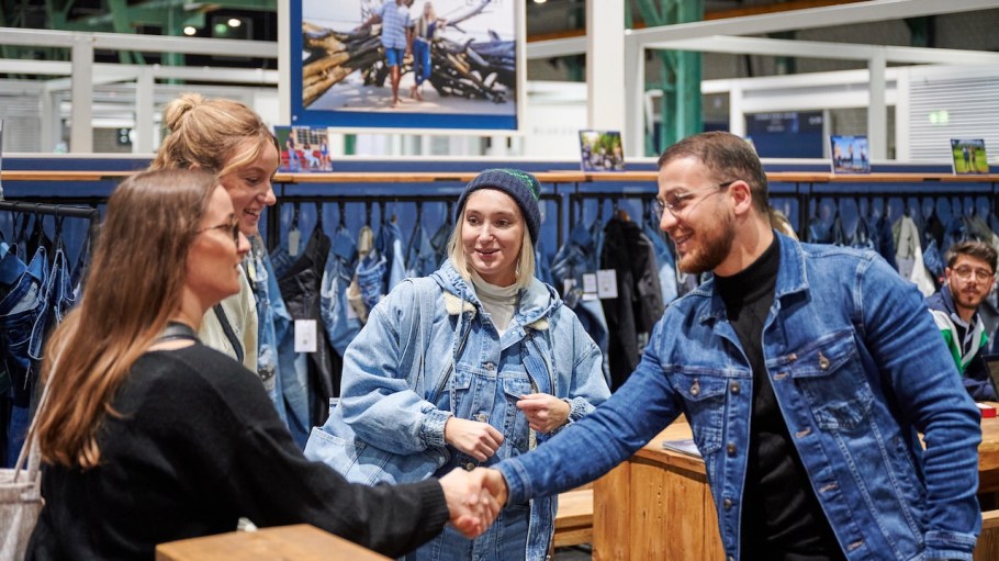 Fiber blends, color denim and circularity were hot topics at the Munich trade show.