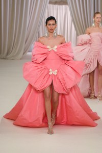 Giambattista Valli Couture Spring 2023