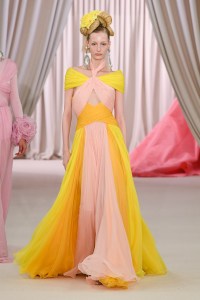 Giambattista Valli Couture Spring 2023