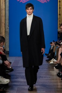Shanghai Tang Men's Fall 2023