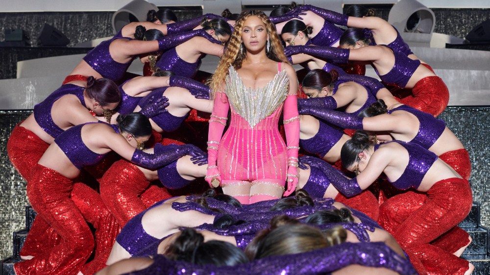 DUBAI, UNITED ARAB EMIRATES - JANUARY 21: Beyoncé performs on stage headlining the Grand Reveal of Dubai's newest luxury hotel, Atlantis The Royal on January 21, 2023 in Dubai, United Arab Emirates. (Photo by Mason Poole/Parkwood Media/Getty Images for Atlantis The Royal)